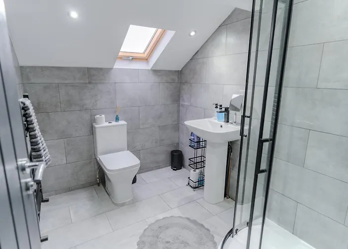 公寓 Stunning Skyview 2br Flat , Fast Wifi - Away From 利兹